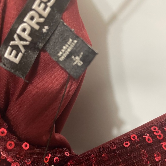 Express L maroon or burgundy sequined show girl tank top spaghetti straps lined - Picture 10 of 12